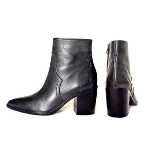 NWT FRYE FLYNN CLASSIC BLACK ANKLE BOOTS SIZE 7M